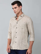 a model wearing a linear drift sketch beige shirt