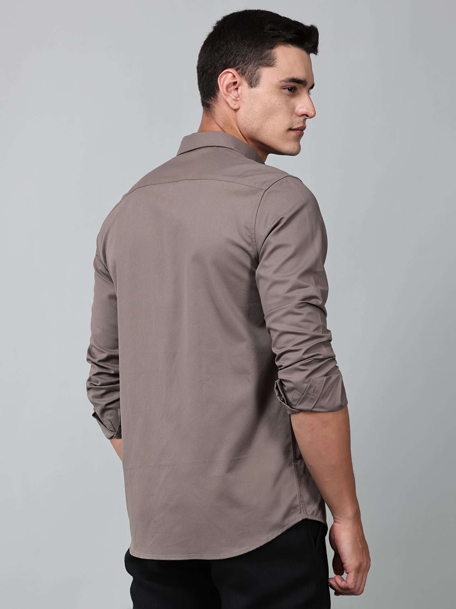 a model wearing a contour textured smoky mauve shirt